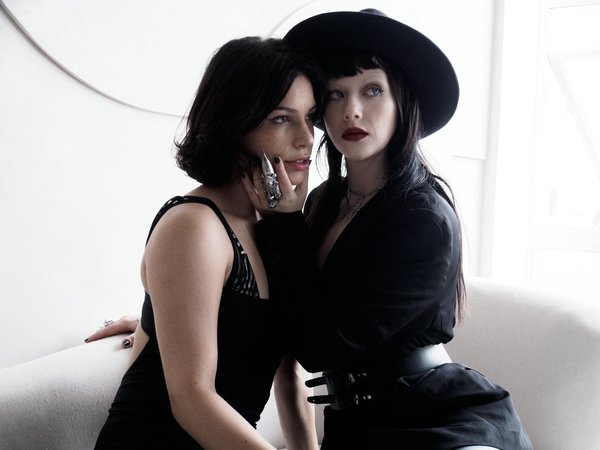 Elevate Your Evening Look: Styling a Brocade Vest for Elegance in Edinburgh